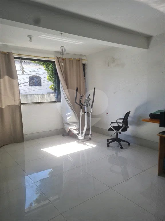 Sobrado à venda com 4 quartos, sendo 1 suíte, em Vila Prudente, São Paulo, SP