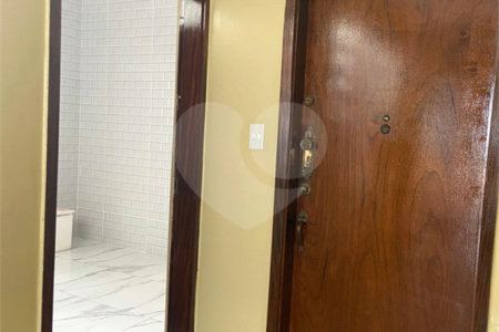 Apartamento a Venda com 3 dormitórios e 1 Vaga - Vila Mariana - SP