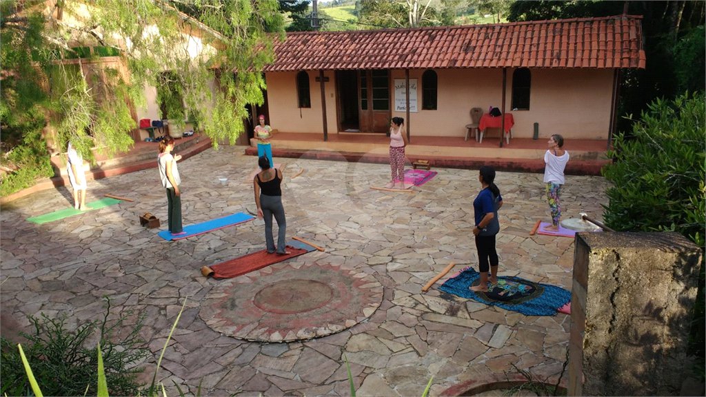 Spa Rural Chácara das Rosas à venda, a apenas 3 km do centro.