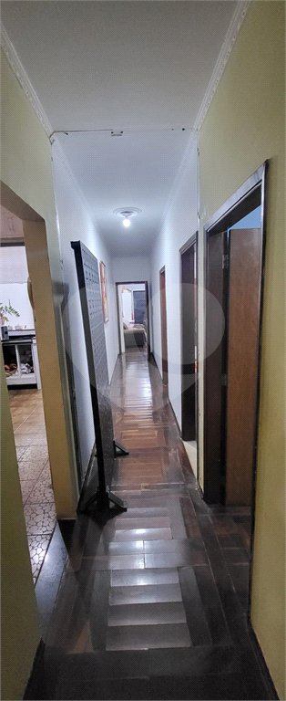 Casa a venda na rua Coronel Leopoldo Prado