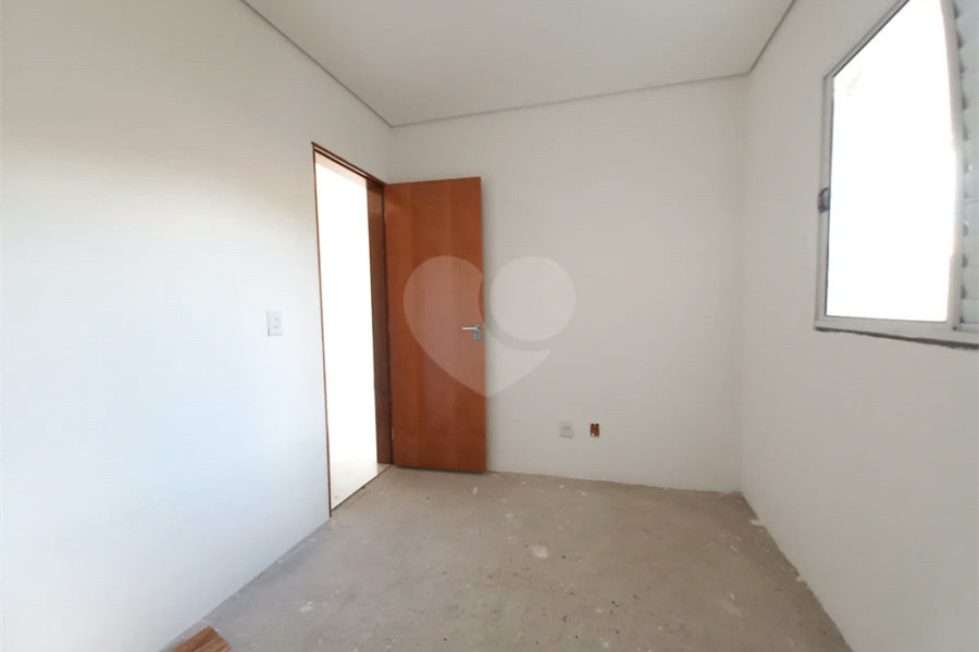 Apartamento Novo com 2 Dormitórios, Vaga e Quintal Privativo na Vila Isolina Mazzei