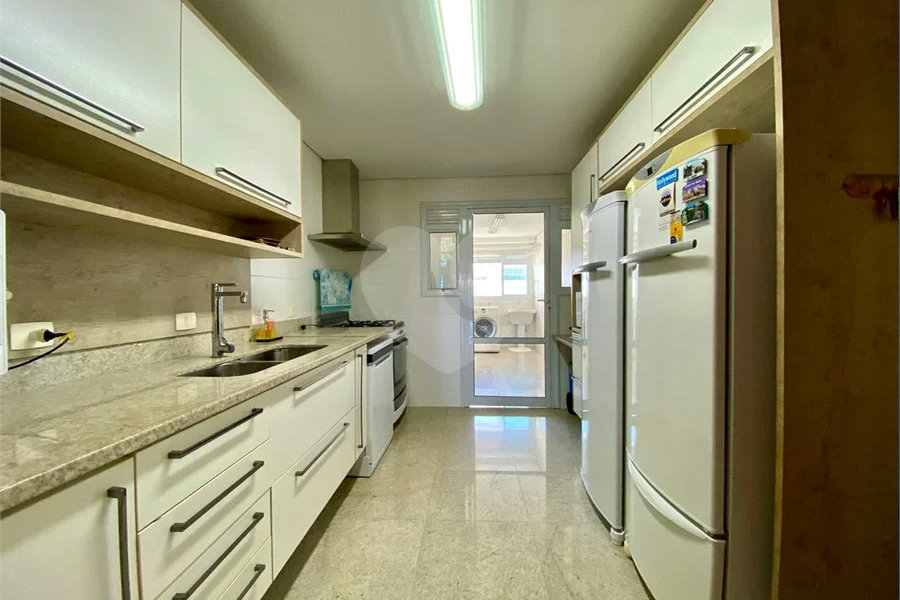 Apartamento à venda com 4 suítes em Riviera de São Lourenço, Bertioga, SP