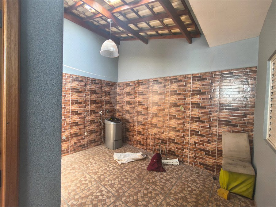 CASA A VENDA NO JD. FLAMBOYANT EM SÃO CARLOS