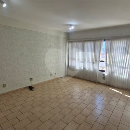 Sala Comercial à Venda no Edifício Luciano Zanollo – São Carlos/SP