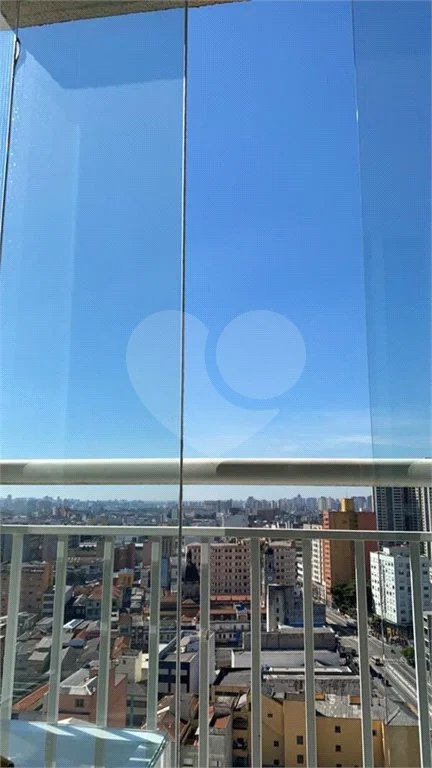 Apartamento 32 m2, com 1 dormitório e 01 vaga de garagem
