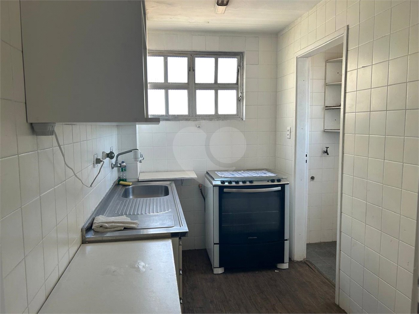 Onde o sossego encontra a praticidade: Seu novo refúgio no Planalto Paulista!Andar alto,vista privilegiada, 2 dormitorios,1 sala,cozinha e banheiro,SEM VAGA.
