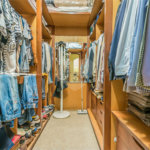 Sobrado a venda na Vila Mariana de 300m² 2 suítes 3 dormitórios 5 vagas