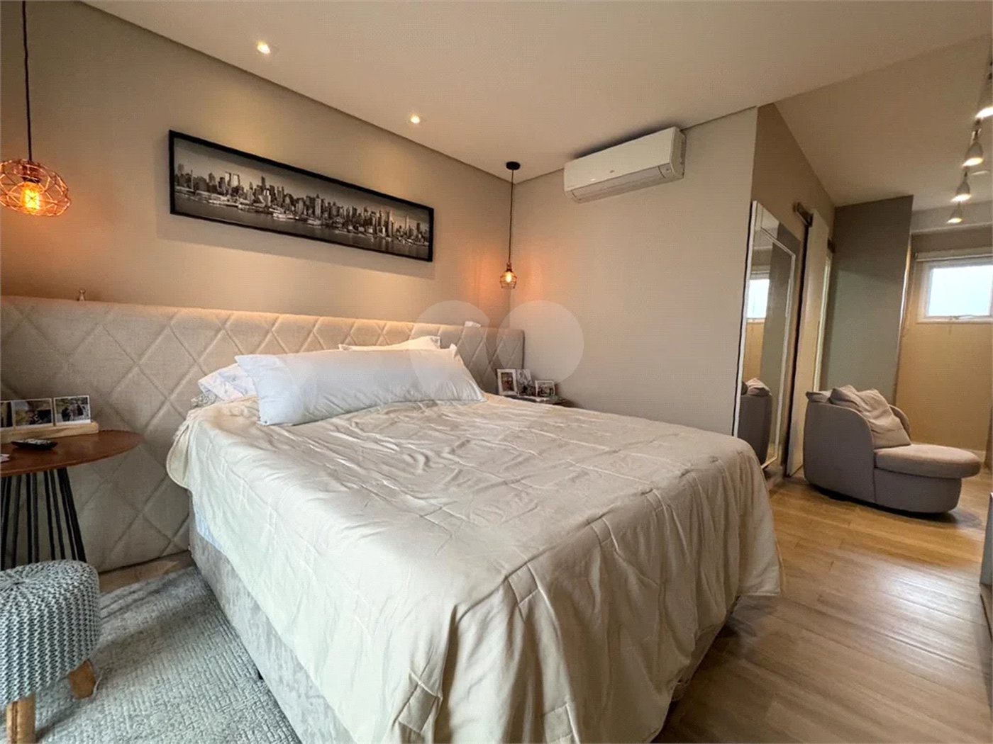 Santana Alto Padrão/Porteira Fechada, Apto. 260 m² 4 Suítes, 5 vagas 2 depósitos privativos