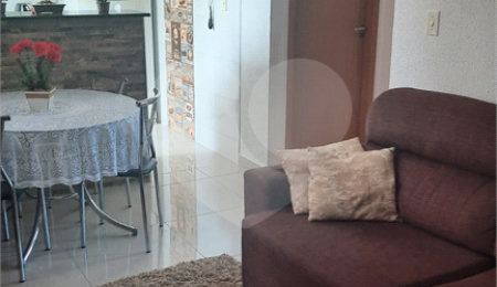 Apartamento à venda com 2 quartos em Parque Fehr, São Carlos, SP