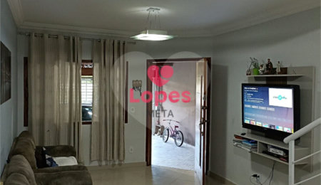 Casa à venda com 3 quartos, sendo 1 suíte,  no condomínio Residencial Ana Maria, São José dos Campos - SP