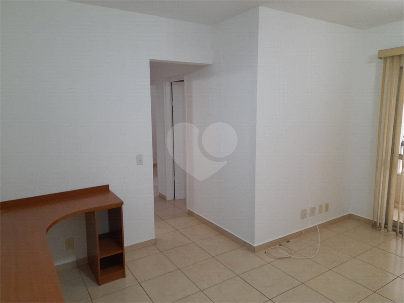 Apartamento para locação ou venda no Edifício Villagio di Napoli.