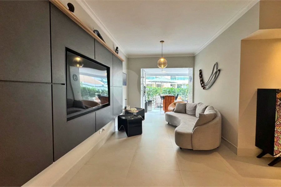 Apartamento à venda com 3 quartos, sendo 1 suíte, em Riviera de São Lourenço, Bertioga, SP