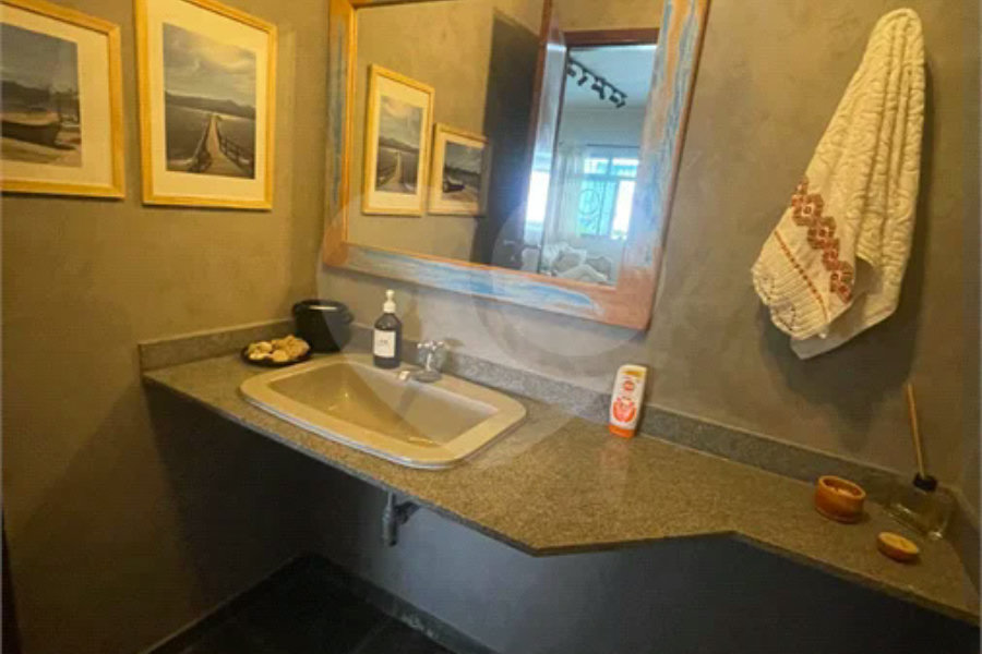 VENDE-SE SOBRADO - FREGUESIA DO Ó 181m² AC | 3 DORM (1 SUÍTE) | 4 BANHEIROS | 2 VAGAS | CHURRASQUEIRA E FORNO A LENHA | EDÍCULA