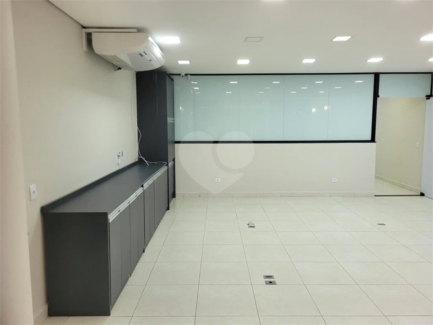Ponto Comercial 200 m² 4 salas Jardim Armênia - Mogi das Cruzes SP