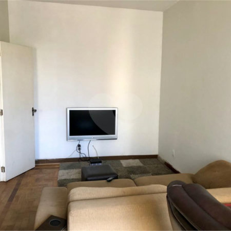 Apartamento 2 quartos. Rua Avanhandava.