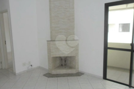 Apartamento à venda com 2 quartos, sendo 1 suíte,  em Vila Hamburguesa, São Paulo, SP