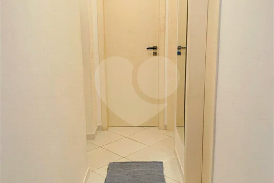 Apartamento à venda com 3 quartos, sendo 2 suítes,  em Riviera de São Lourenço, Bertioga, SP