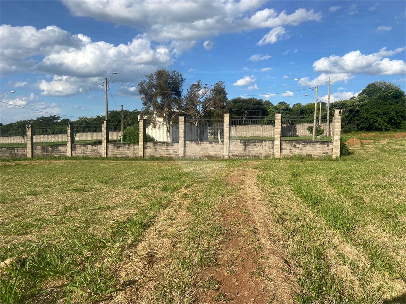 Terreno para venda no Condomínio Ecotec Damha I