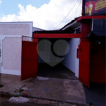 Casa térrea + Sala Comercial na Vila Prado.