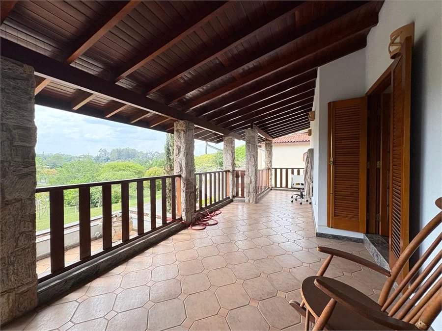 Casa a Venda no Condomínio Vista Alegre - Sede em Vinhedo/SP