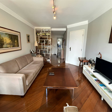 Apartamento à venda com 3 quartos, sendo 1 suíte, em Santo Amaro, São Paulo, SP
