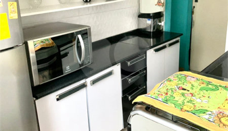 LINDO APARTAMENTO COM 02 DORMITÓRIOS.