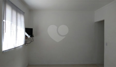 Casa à venda com 3 quartos, sendo 1 suíte,  em Vila Mariana, São Paulo, SP