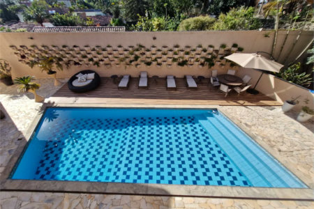 Casa à venda com 4 suítes no condomínio Villa Viana II, Cotia - SP