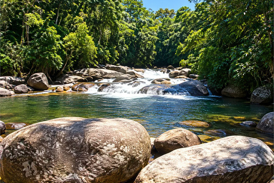 Apartamento à venda com 2 quartos, sendo 1 suíte, em Lagoinha, Ubatuba, SP