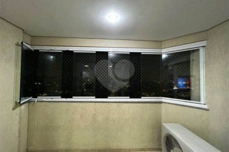 APARTAMENTO de 2 quartos (1 suíte) á venda em Santo André, 75m², 2 garagens fixas e cobertas, é entrar e morar!