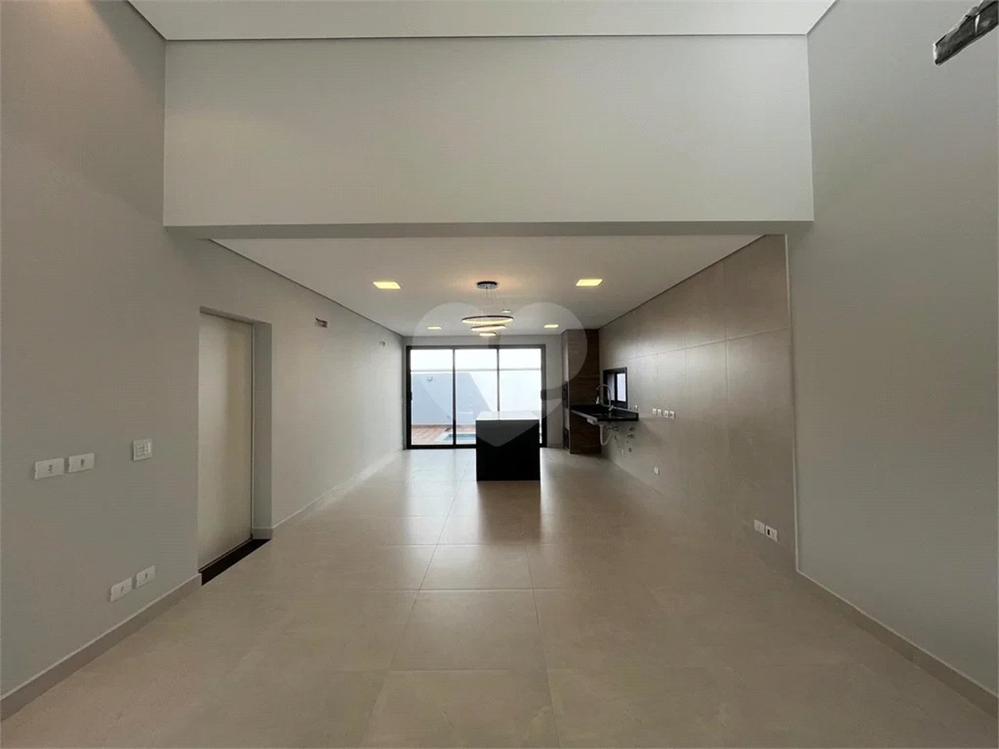 Excelente Casa Plana no Condomínio Bela Vista