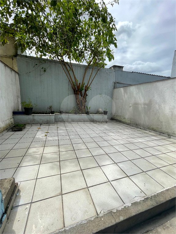 Casa Sobrado na Vila Jardim Formosa, 2 dormitórios, 2 vagas de garagem