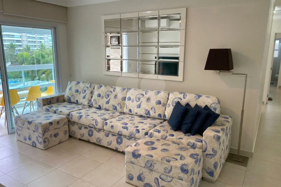 Apartamento à venda com 3 quartos, sendo 1 suíte, em Riviera de São Lourenço, Bertioga, SP