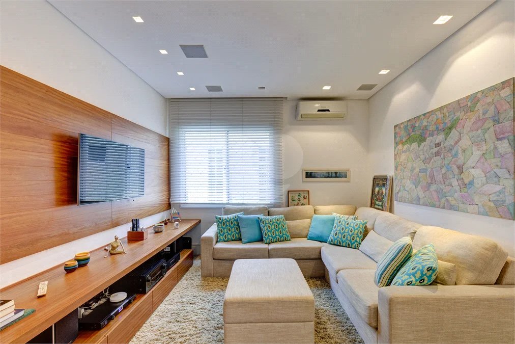 Casa à venda com 3 suítes no condomínio Villa Splendore, São Paulo - SP