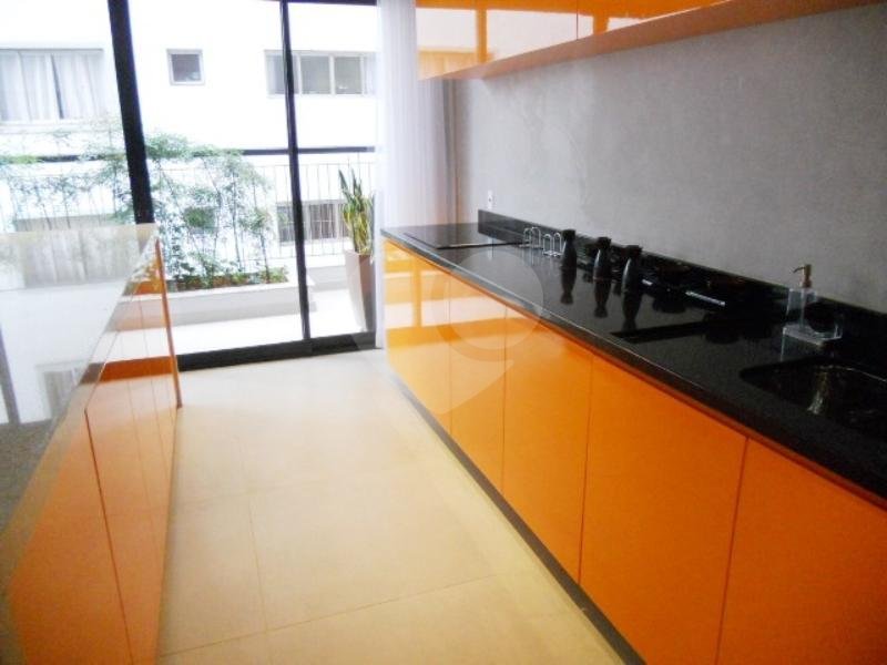 Apto Studio 32m2 - Metrô Saúde - Bom p/Investidor