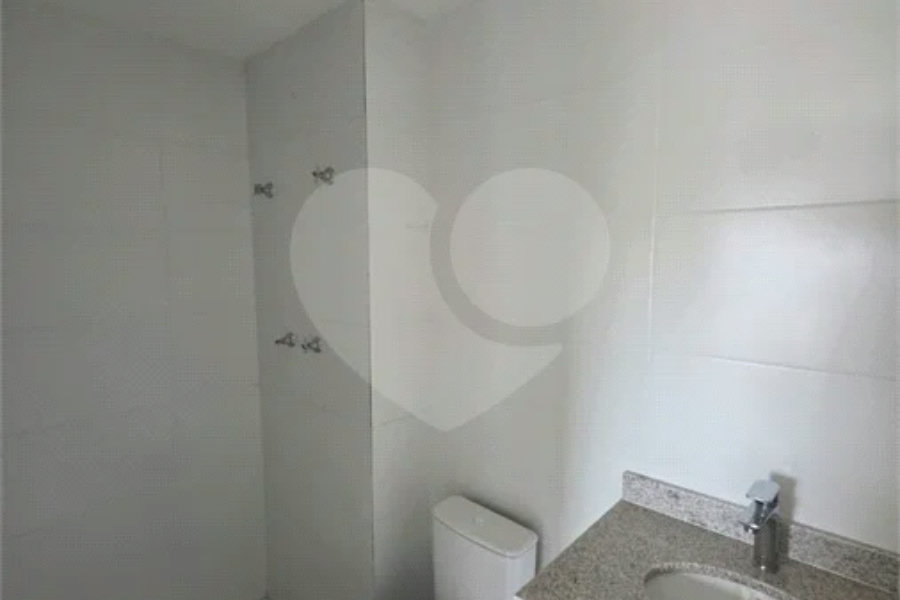 46 m², 2 dormitórios, suíte e lazer completo no rooftop, próximo ao metrô