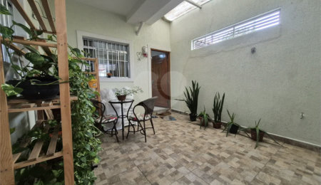 Casa de Vila à venda com 3 quartos, sendo 2 suítes,  em Santana, São Paulo, SP