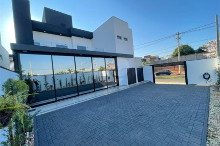 Sobrado de Luxo de Alto Padrão em Ibaté