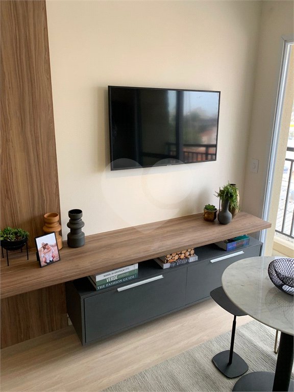 Apartamento novo na Vila Mariana com varanda