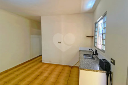 Casa Térrea para Venda – Bairro Vila Avaí, Indaiatuba - com 02 quartos- 01 banheiro-sala -cozinha-quintal e garagem 0 1carro