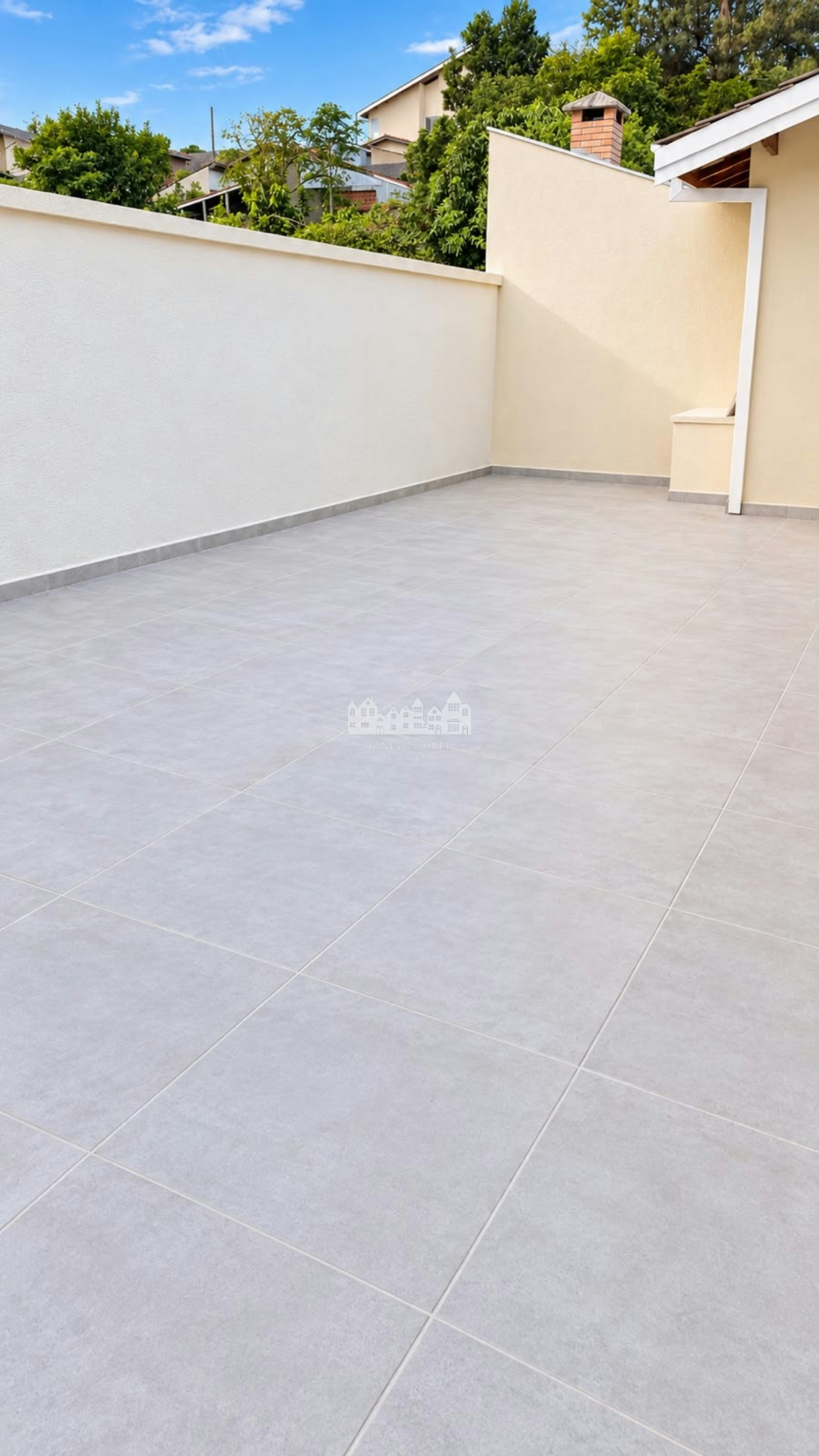 Casa para alugar com 3 quartos, sendo 1 suíte, no condomínio Bela Vita, Atibaia - SP