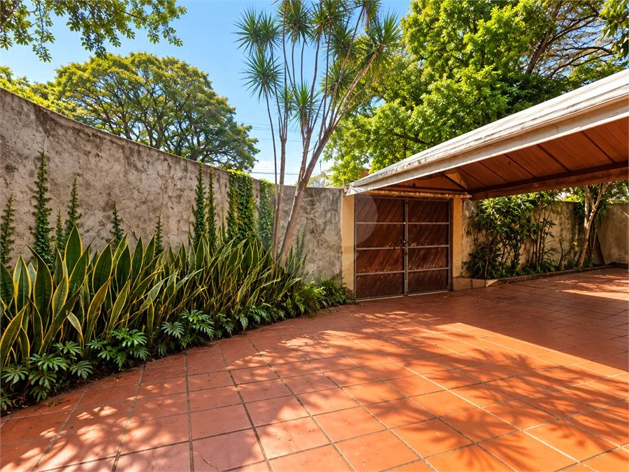 Casa Térrea à venda com 3 quartos, sendo 2 suítes,  em Brooklin Velho, São Paulo, SP