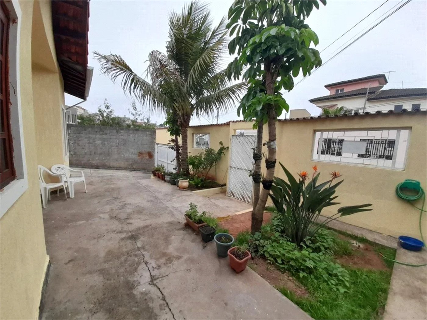 Casa à venda com 4 quartos, sendo 1 suíte, em City Bussocaba, Osasco, SP