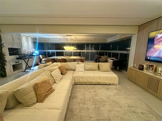 Apartamento para alugar com 3 quartos, sendo 1 suíte,  em Jardim Marajoara, São Paulo, SP