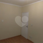 Apartamento no Condomínio Residencial Alcântara.