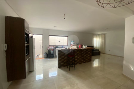 Excelente casa toda reformada e com otimo acabamento com churrasqueira e piscina