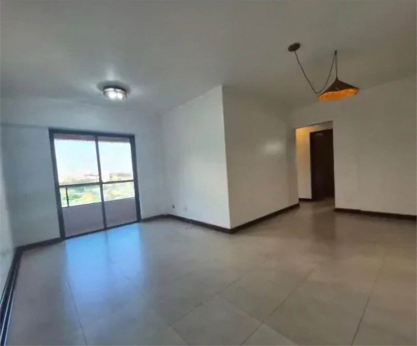 Apartamento à venda com 3 quartos, sendo 1 suíte,  em Jardim das Vertentes, São Paulo, SP