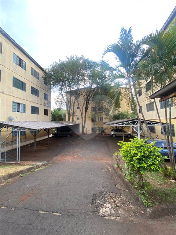 Apartamento com 2 dormitórios.