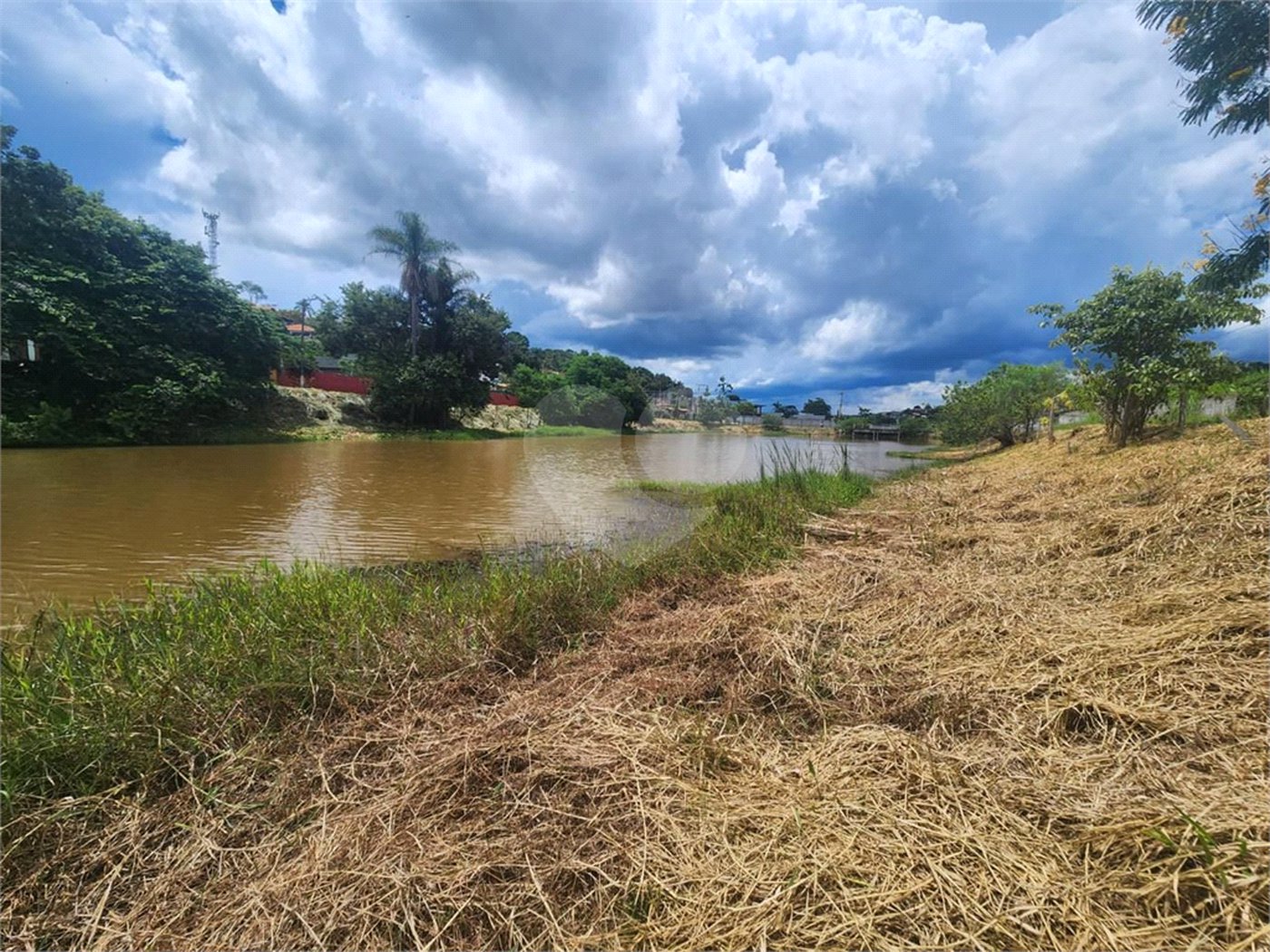 TERRENO EM ATIBAIA 970 M², COM PROJETO APROVADO, PRONTO PARA CONSTRUIR