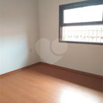 Casa à venda com 4 quartos, sendo 1 suíte,  no Centro, Vinhedo, SP
